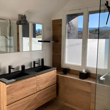 Authentique Ferme Cerdane Entierement Renovee Holiday home *