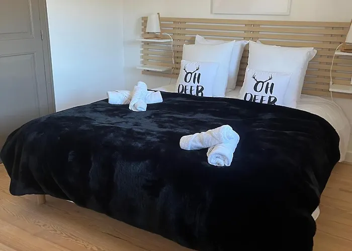 Holiday home Authentique Ferme Cerdane Entierement Renovee Caldegas