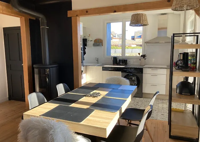 Authentique Ferme Cerdane Entierement Renovee